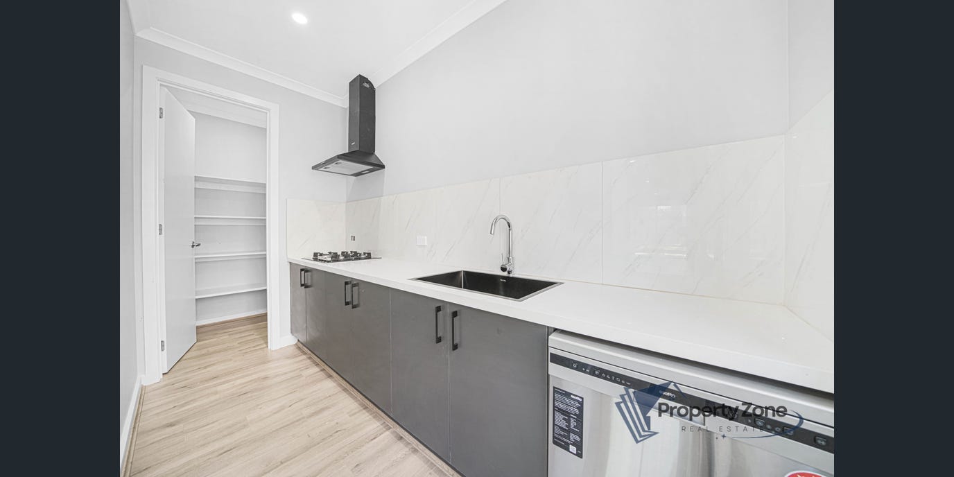 27 Riparian Way, Brookfield VIC 3338-13