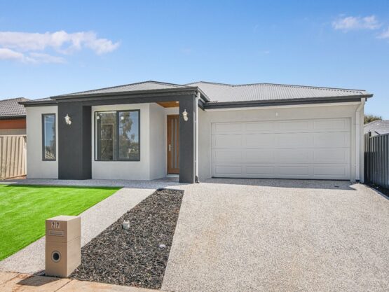 27 Riparian Way, Brookfield VIC 3338