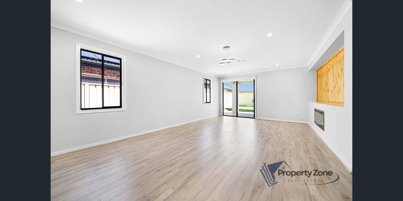 27 Riparian Way, Brookfield VIC 3338-9